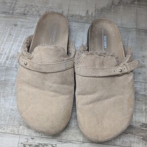 🏔️ Old Navy Clogs